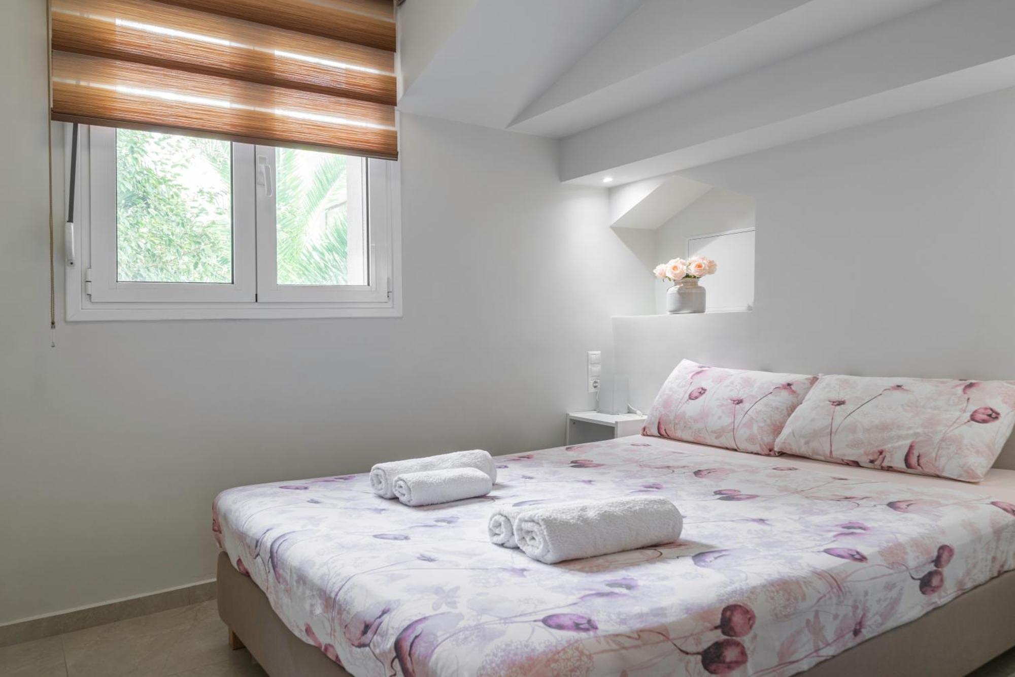 Neon Apartment, Modern, High Quality, Central Apt, Heraklion City Экстерьер фото