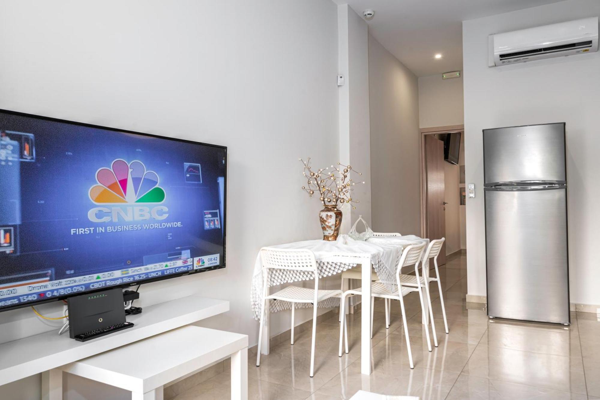 Neon Apartment, Modern, High Quality, Central Apt, Heraklion City Экстерьер фото